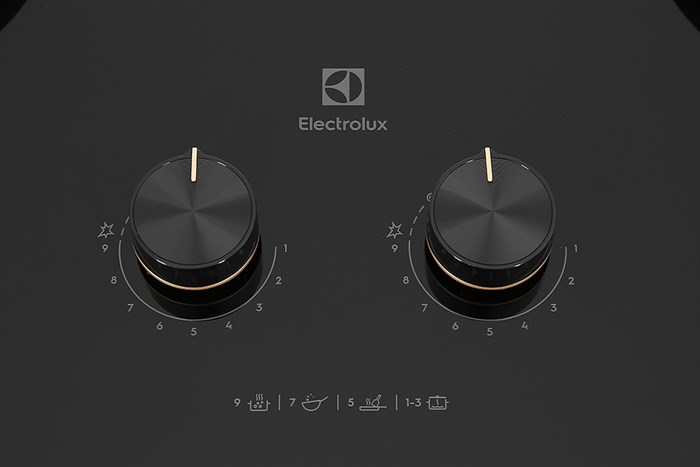 Bếp gas âm 2 vùng nấu Electrolux EHG8251BC