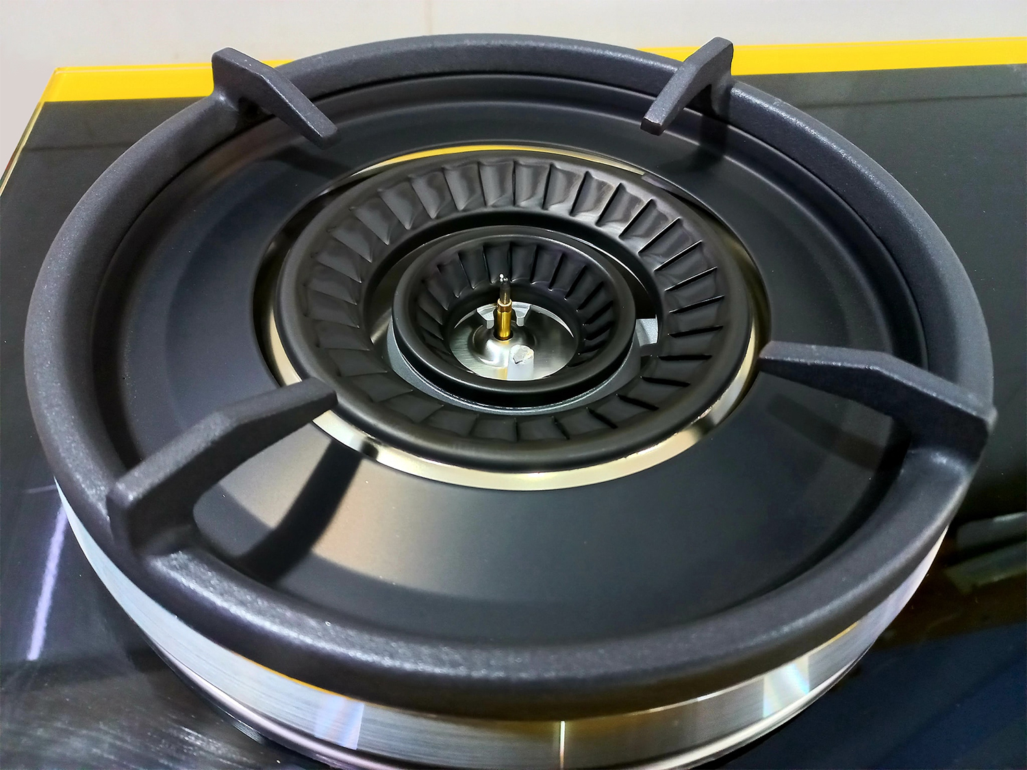 Bếp gas âm bàn 2 vùng nấu Lation LT-B86A