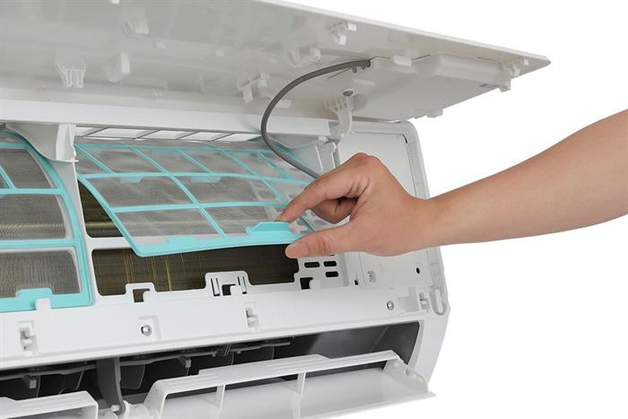 Điều hòa Comfee Inverter 1 chiều 1.5 HP 12000BTU CFS-13VGDF